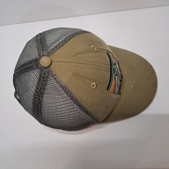 Patagonia Trucker Hat Snapback Cap Tan/Gray Mesh Adjust Embroidered Logo - Picture 7 of 12